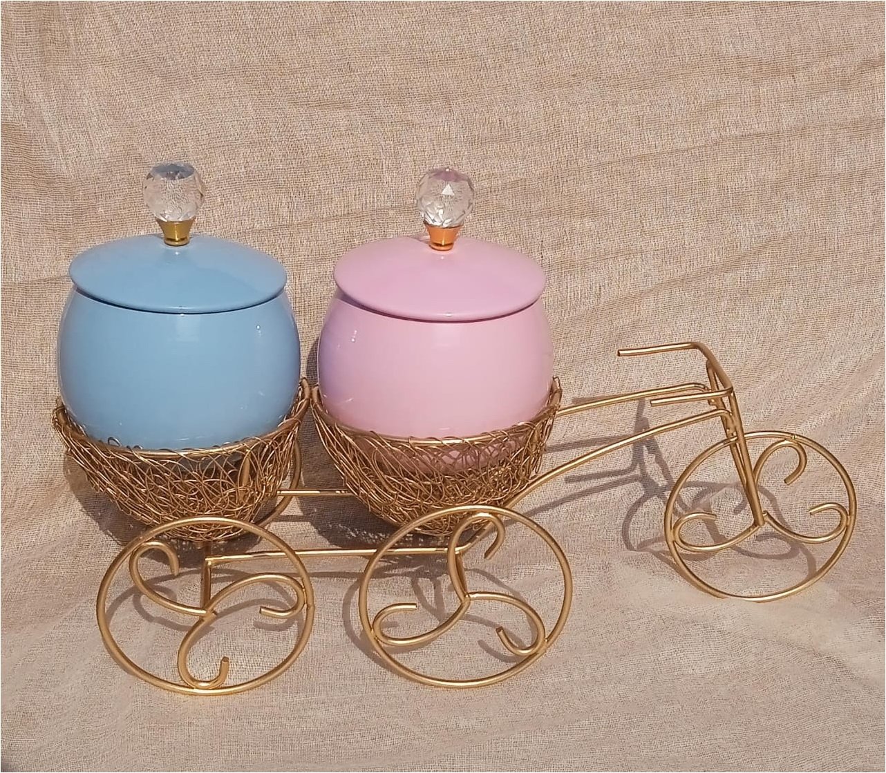 Gold plated mesh wired rickshaw - Image 3